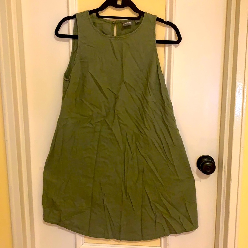 women’s dress